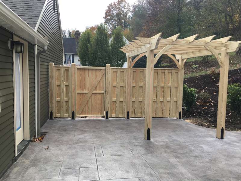 7x8 Wood Pergola with privacy fence