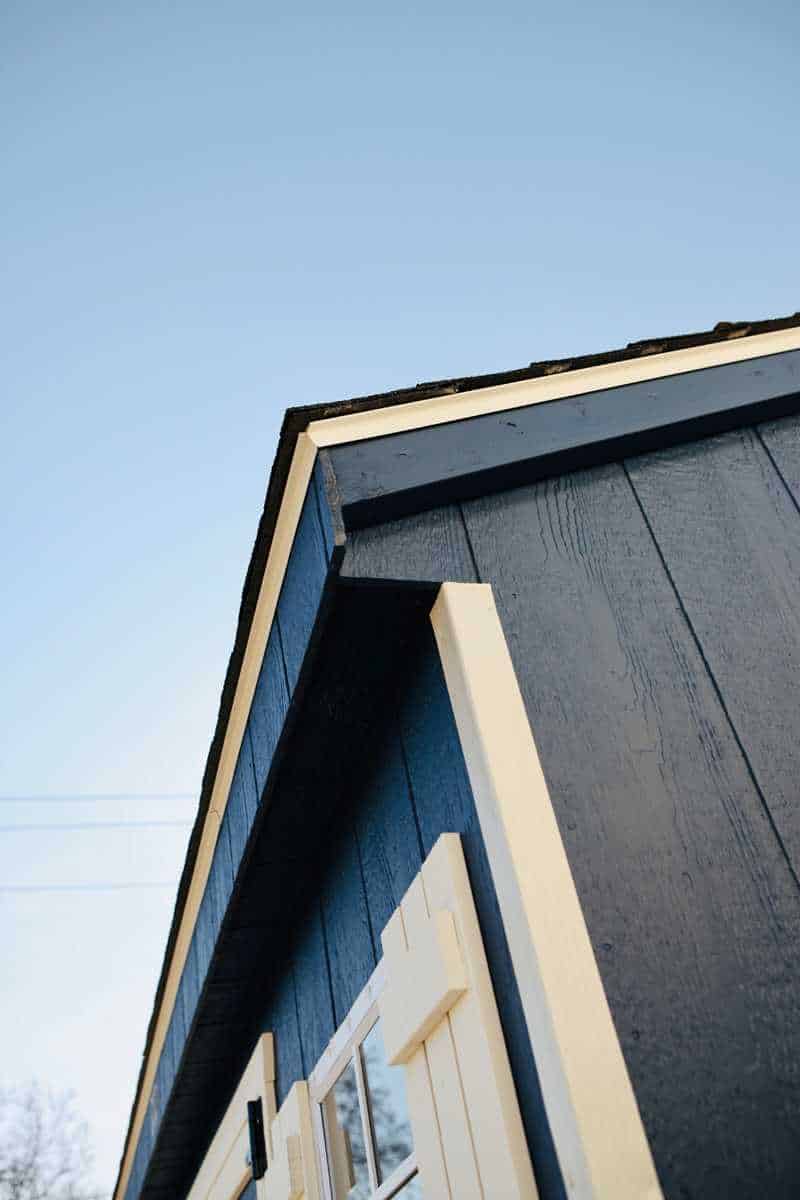 Standard Eave and Gable Overhang Detail